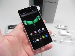 Allview X1 Xtreme Mini Review: telefon ...