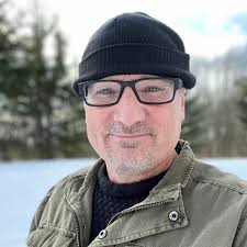 Voices of Excellence from Arts and Sciences • Listen