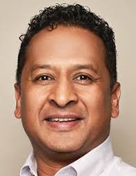 From Wildfires to Litigation, Reinsurers Face a New Era of Risk and  Opportunity : Risk & Insurance