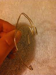 This Unique Ear Cuff No Piercing Required Looks Like A Pointed Ear When Worn There Is A Wire In The Back Ear Cuff Diy Unique Ear Cuffs Wire Jewelry Designs