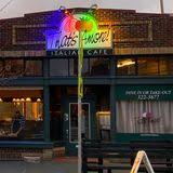 Householders and tenants for 1 microsoft way, redmond wa. 6 Restaurants Near Boeing Field King County International Airport Opentable
