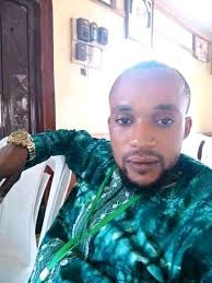 eran elede..epojebo.osedudu so gun gbogbo repo ao ko so inu ibowo time won  fi we oku so GBE ko si enu ona ti ose yi ba tiun sun omi odi wise...odaju |