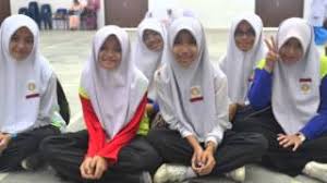 This township is about 30 km from kuala lumpur and 18 km from kuala lumpur international airport. 3 Baiduri 2012 Smk Bandar Seri Putra Youtube