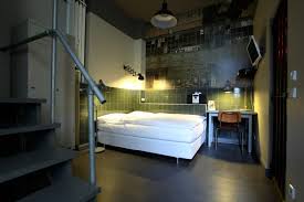 Das bett bietet alle erdenklichen möglichkeiten zum fixieren und. Sm Apartments 4queer Com