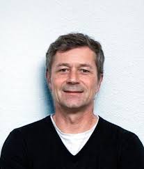 Annual Report 2010/2011