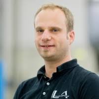 700+ profils pour “Krack”