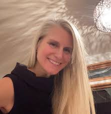 Fun day in Joshua Tree. There's a pretty amazing conservation story behind  Joshua Tree too. We can thank Minerva Hamilton Hoyt for the beautiful park  we now enjoy. She saw the desert