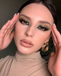 Alanna Sian Gamble (AlannaSian) — профиль