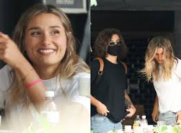 Sasha meneghel dating history, 2021, 2020, list of sasha meneghel relationships. Sasha Meneghel Almoca Com Namorado E Amigos Em Sao Paulo Quem Quem News