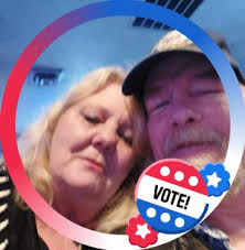 Anyone with a good unlocked working cell phone, offer $100 what you got??