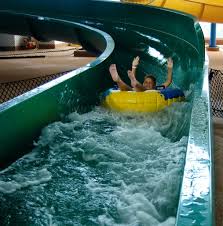 Sheraton niagara falls water park. Ride The Slide The Fallsview Indoor Waterpark On Falls Ave Near Clifton Hill By The Rainbow Bridge Next To The Sheraton On The Falls On The Falls Avenue Resort Mapio Net