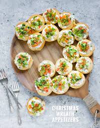 This fun christmas appetizer is a quick, affordable, and easy way to serve party guests a festive dip for chips or. Christmas Wreath Appetizers Soupaddict