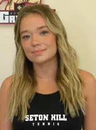 Carissa Shepard's Instagram, Twitter & Facebook