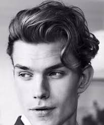 45 Suave Hairstyles For Men With Wavy Hair To Try Out Menhairstylist Com In 2020 Wavy Hair Men Curly Hair Men Mens Hairstyles