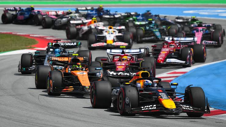 Tiket MADANI F1 RM200 Habis Terjual, Peminat Malaysia Serbu Peluang Saksikan Aksi Di Sepang