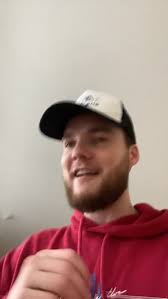 Få en personlig tilpasset videomelding fra Kent-Simon Kleiveland