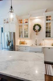 Le Plan De Travail En Marbre Archzine Fr Cuisines Design Renovation Cuisine Plans De Travail En Marbre
