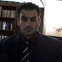 200+ profilů „Joe“