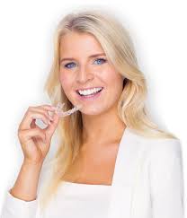 Kieferorthopädie Dr. Fricke & Dr. Ritschel Invisalign Zahnspange Dortmund