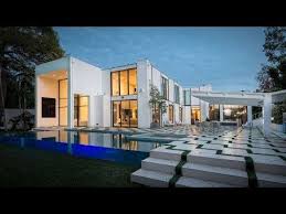 The Pinnacle Of High End Real Estate In Beverly Hills Youtube Club House California Homes Famous Houses