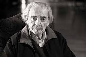 Stanley Hook's Instagram, Twitter & Facebook