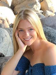 👩‍🎓🌟Senior Spotlight 🌟👨‍🎓 We're proud to give a shout-out to these 9  seniors: Audrey Shanks, Dalton Short, Hope Shupe, Keely Smith, Jules  Sparks, Morgan Spitz, Lex Stark, Sydney Starwalt, and Briar Stephens✨