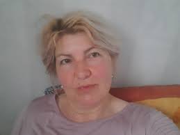 Hello everyone I am delighted and looking forward to learning and growing  in this network. My name is Sandra.