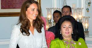 If you're a jeweller with connections to rosmah mansor, it's probably wise to check if she's paid you. Greed Plastic Surgery A Look At Disgraced Malaysian Ex Pm S Wife Her Self Inflicted Disfigurement Steemkr