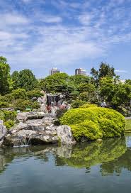 Se trata de uno de los lugares más calmos y relajantes dentro de la ciudad. El Jardin Japones Mas Grande Del Mundo Fuera De Japon