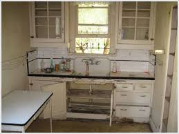 Craftsman Bungalow Tom Tarrant Part 2 Bungalow Kitchen Craftsman Kitchen 1920s House