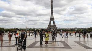 Die landessprache frankreichs ist französisch. Frankreich Infektionszahl Erreicht Rekordwert Tagesschau De