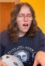 Messy #lolayoung #messy #foru #foryoupagе #singing