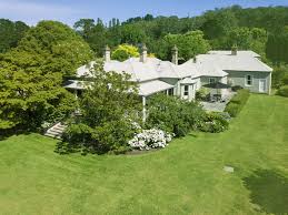 6 Bedroom 3 Bathroom House In Bowral Nsw 2576 Sold For On 2018 01 15t11 12 31 643 View Listing Details 2014107833 On Doma Bowral Farm House Designs Exterior