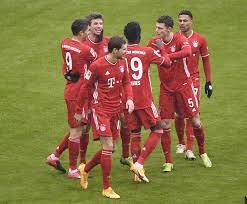 Lewandowski bisou e renato sanches. Bayern De Munique E O Time Mais Cirurgico Das Principais Ligas Europeias Futebol Alemao Ge