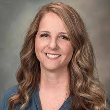 Kari Mayo's Instagram, Twitter & Facebook