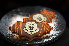 You can get a closer look at some of the items in over at disney california adventure, there's even more good eats to be had. Disneyland Halloween Food Guide 30 Things To Eat 2019 La Jolla Mom