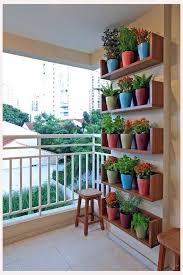 Balkon Saksilari Balkon Saksi Sistemleri Ev Icinde Bitki Bakimi Sifali Bitki Bahcesi Saksi