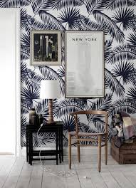 Le Papier Peint Tropical Pour Decorer Votre Interieur Shake My Blog Papier Peint Feuilles Papier Peint Tropical Papier Peint