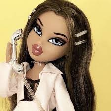 Feliz Halloween ✨🎃 Makeup : @danimora_makeup Fotografia:  @carlos.varela.fotografo Locación : @lavalerianabakeshop Outfit:  @p.sherman_cusco #halloween #gato #Alicia #gatosonriente😻💞 #lila  #halloweenmakeup