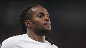 Renato Sanches Selangkah Lagi Gabung PSG