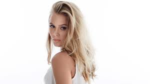 Zara maria larsson (pronounced ²sɑːra ma²riː.a ˈlɑːʂɔn; Zara Larsson Ja Ja Ja