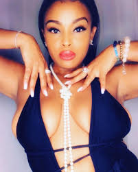 💎👑💋💋 . . . . #her #i #she #goodvibes #atrudeity #deity #1111  #yemayaenergy #bossbabe #colleen #blackgirlluxury #colleenscouturecloset  #gotmorechanelthanchanel #thatsafact #instamood #instapic #potd #love #2021  #goddess #blackgirlmagic #light #🔥