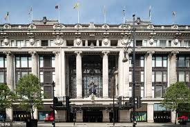 Selfridges Will Shed 14 Of Its Staff With Loss Of 450 Jobs After Annual Sales Business Telegraph Selfridges london is a national institution with the most famous shop windows in the world. selfridges will shed 14 of its staff