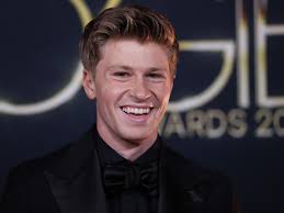 Robert Irwin Explains Gen Z Slang in New Video