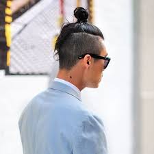 Here are a couple of tips on growing and styling the perfect topknot. 15 Samurai Top Knot Styles To Get A Ninja Look Hairstylecamp