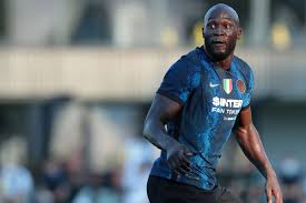 The serie a football match between fc internazionale and udinese . 6tqknow 7dfhsm