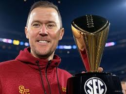 Big Ten fans "flexing"