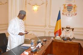 Chad president idriss deby itno dies in fight against rebels, military says. Marechal Idriss Deby Itno On Twitter J Ai Recu Le President De L Assemblee Nationale Dr Haroun Kabadi Accompagne Des Presidents Des Groupes Parlementaires Nos Echanges Ont Porte Sur La Resolution Me Consacrant A