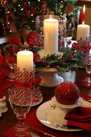 Tisch Weihnachtlich Dekorieren 41 Deko Ideen Fur Weihnachtstafel Deko Feiern Weihnachtsdeko Ideen Zenideen Weihnachtlich Dekorieren Deko Weihnachten Tisch Tischdekoration Weihnachten
