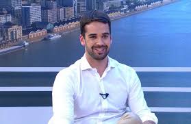 Jornal do almoço rs / online assistir online e 24 horas ao vivo o jornal do almoço rbs rio grande do sul em qualquer momento os vídeos na internet pelo computador ou celular e dicas do guia tv rs. Eduardo Leite Candidato Ao Governo Do Rs E Entrevistado No Jornal Do Almoco Eleicoes 2018 No Rio Grande Do Sul G1